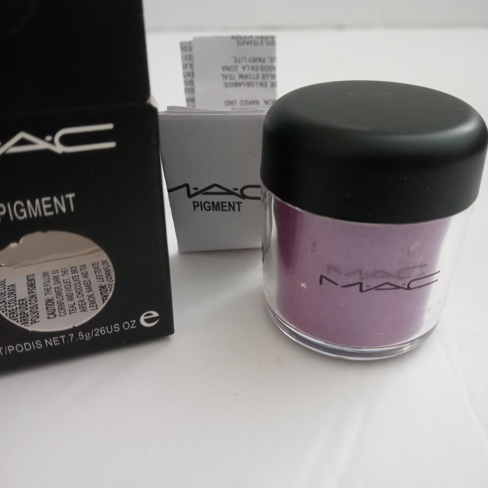 MAC  Powder Pigment eyeshadow     GRAPE A15  7.5g /.26US oz NEW JUMBO